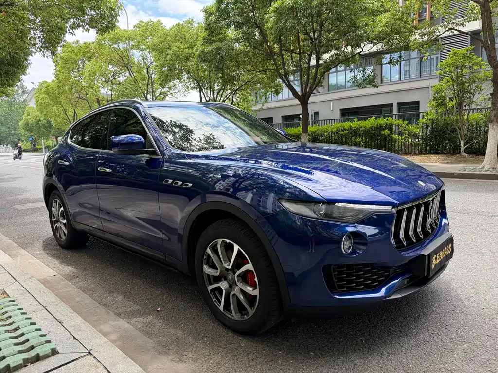 Maserati Levante 2018 — фото 3