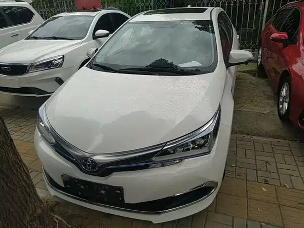 Toyota Corolla Dual Engine E+ 2020
