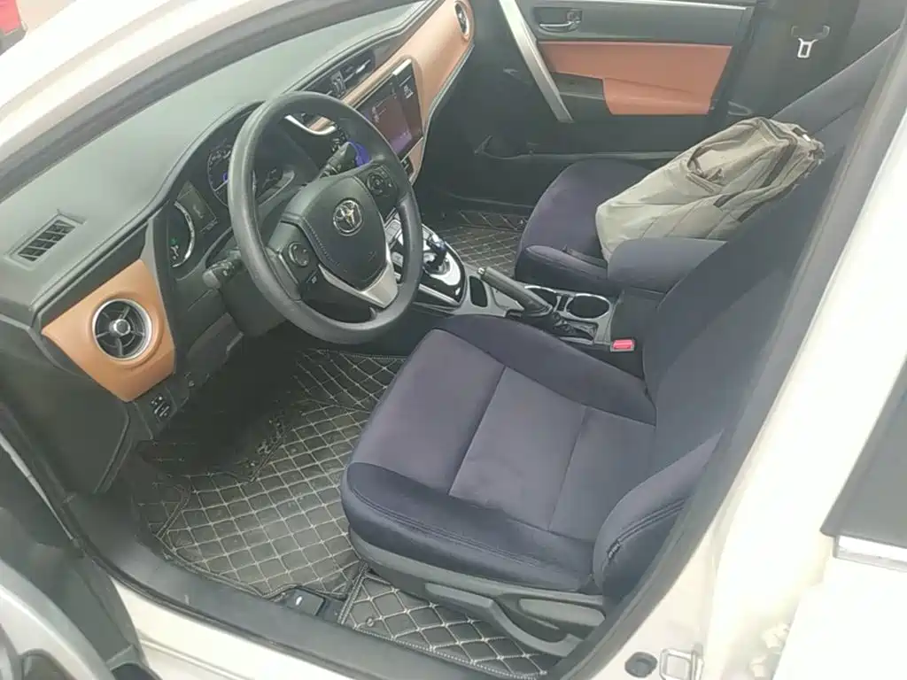 Toyota Corolla Dual Engine E+ 2020 — фото 15