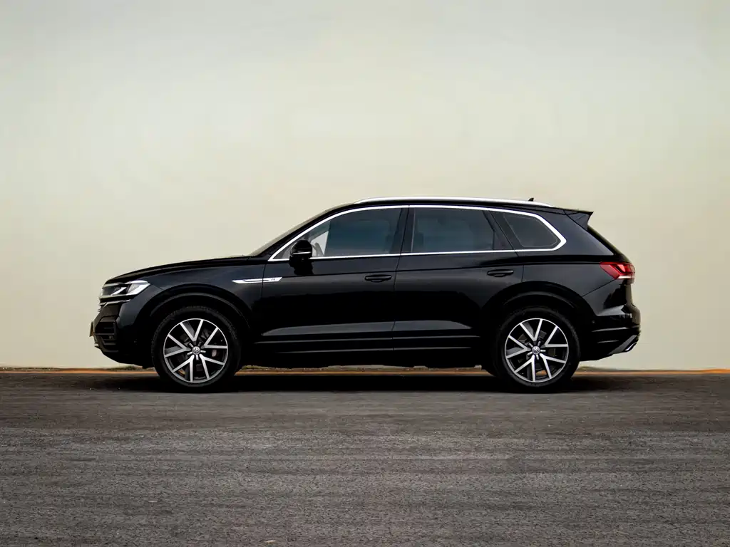 Volkswagen Touareg 2020 — фото 8