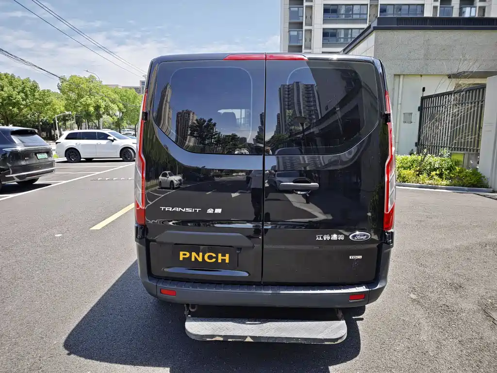 Ford Transit 2022 — фото 16