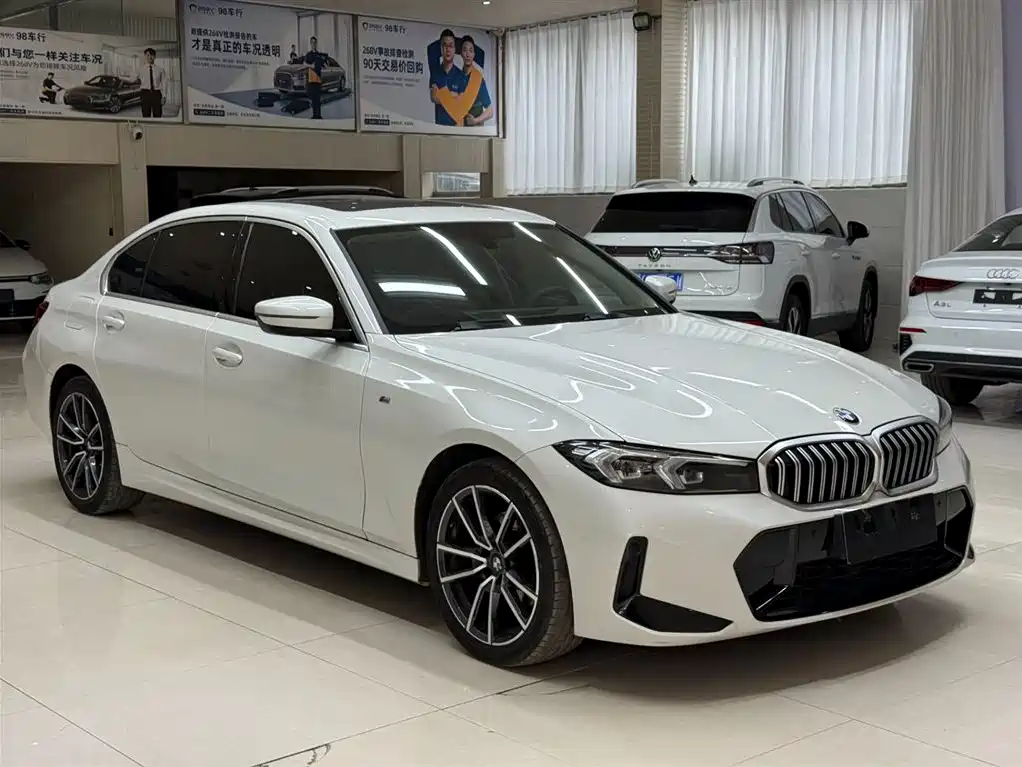 BMW 3 Series 2023