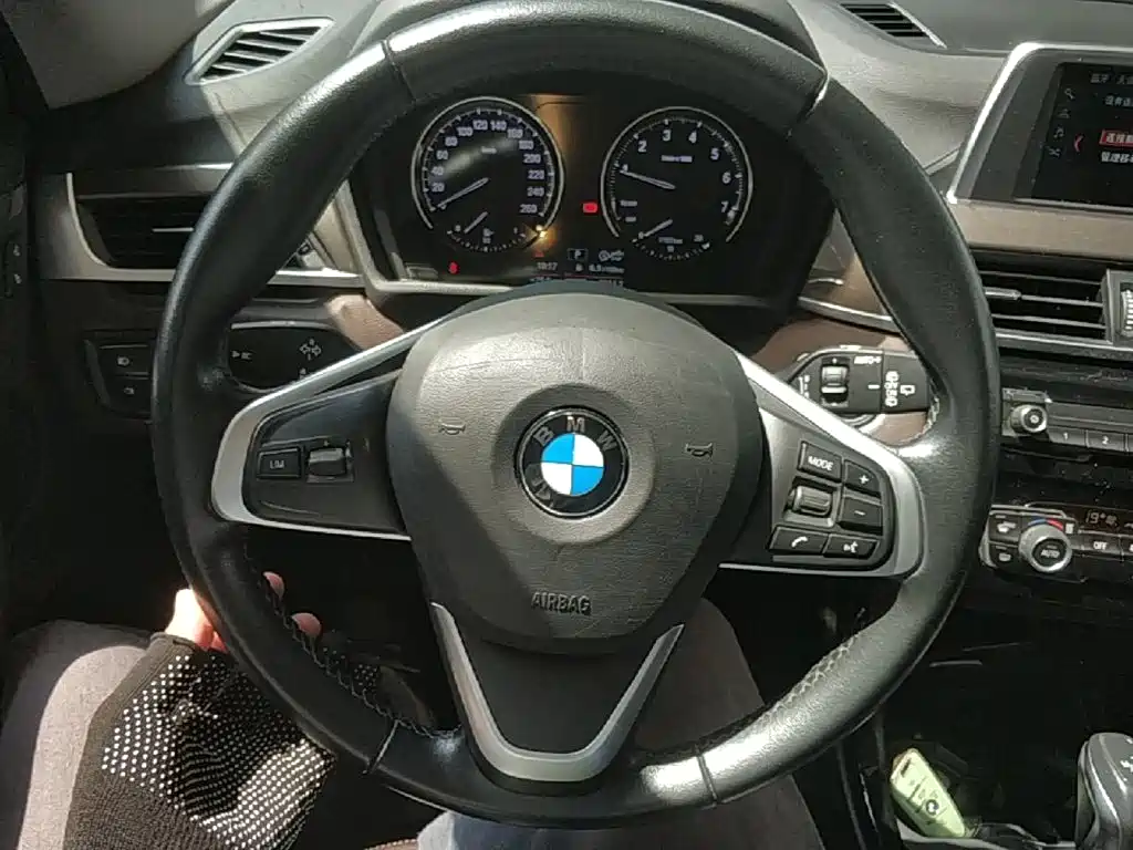 BMW X1 2019 — фото 11