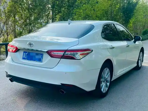 Toyota Camry 2021