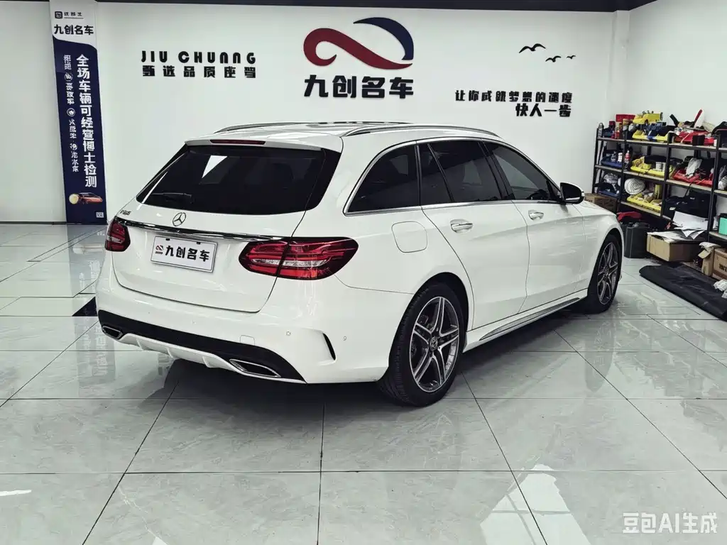 Mercedes-Benz C-Class 2018 — фото 15