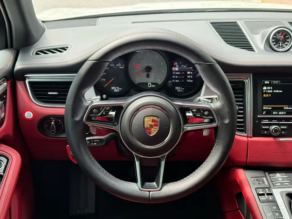Porsche Macan 2015 — фото 3