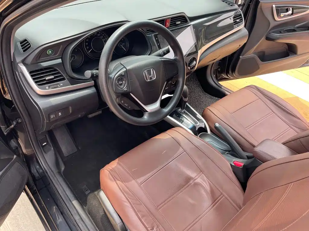 Honda Crider 2015 — фото 11