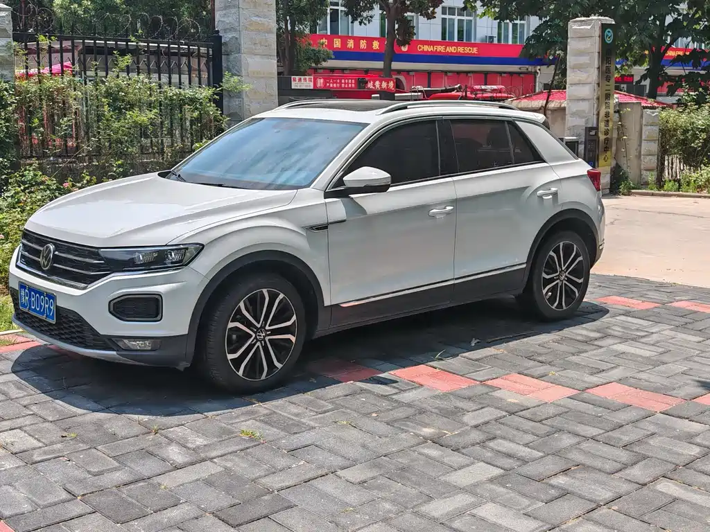 Volkswagen T-Roc 2021