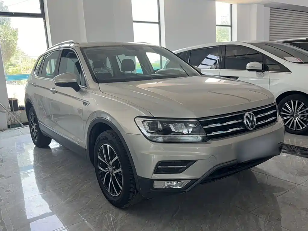 Volkswagen Tiguan L 2019 — фото 9