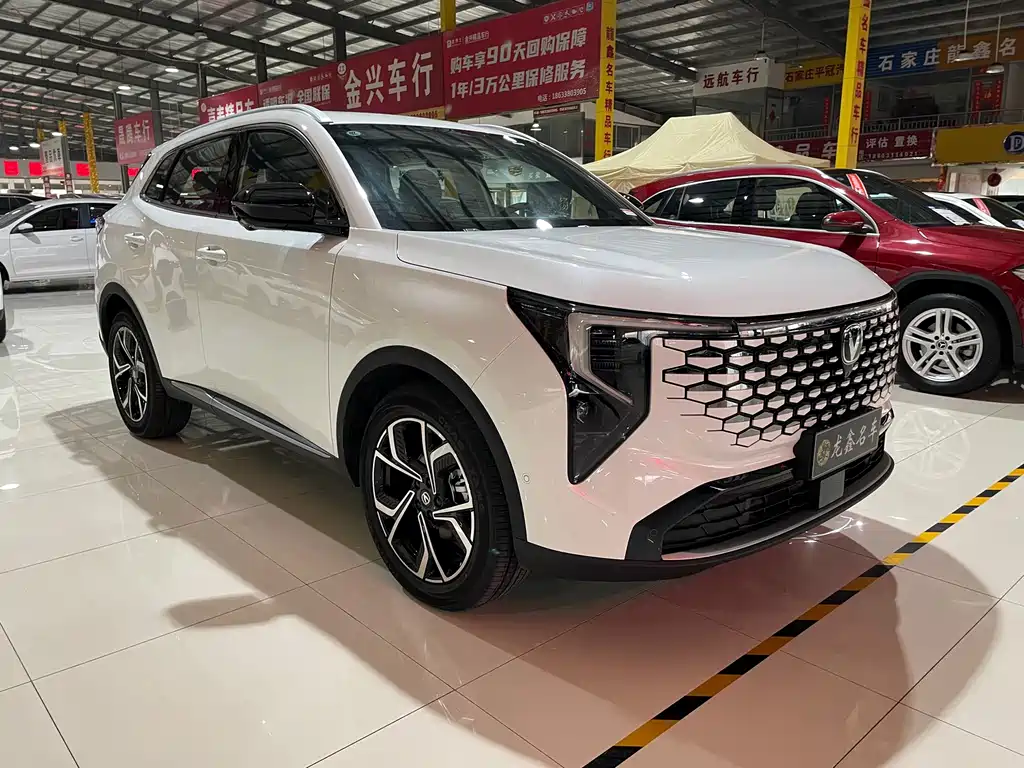 Changan CS55PLUS 2025 — фото 3