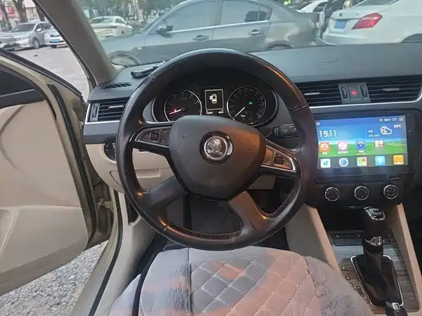 Skoda Octavia 2014