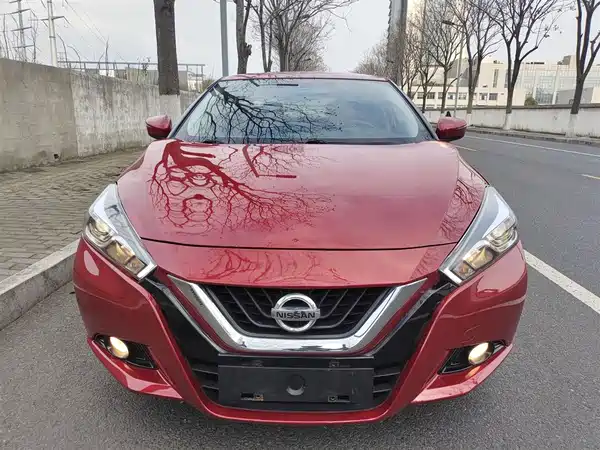 Nissan Bluebird 2019