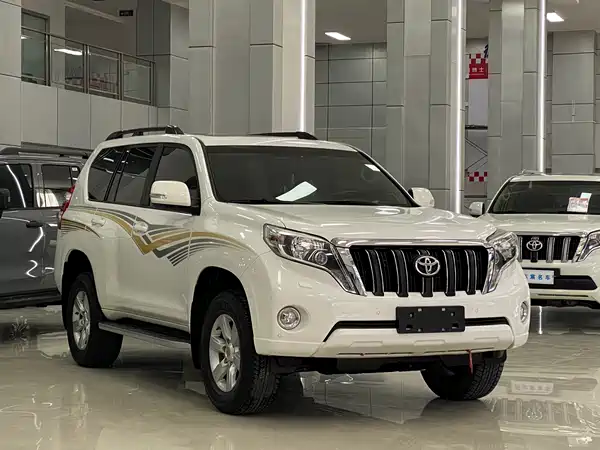 Toyota Prado 2016