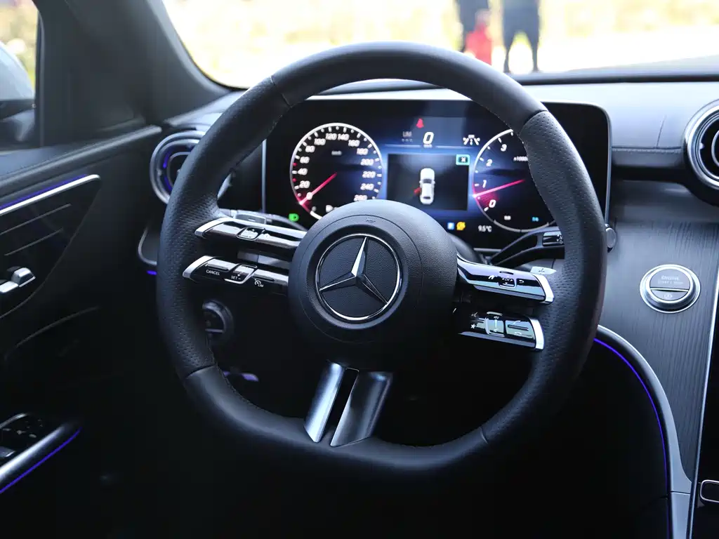 Mercedes-Benz C-Class 2023