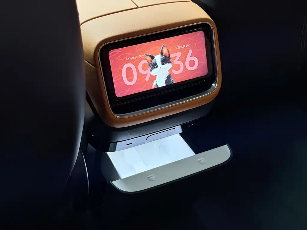 Xiaomi YU7 2025 — фото 11