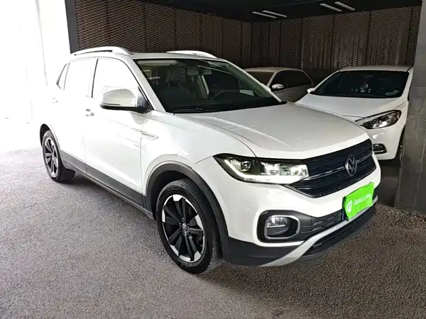 Volkswagen Tacqua 2021