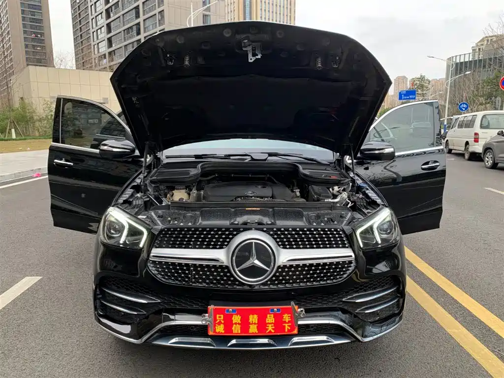 Mercedes-Benz GLE 2021 — фото 18