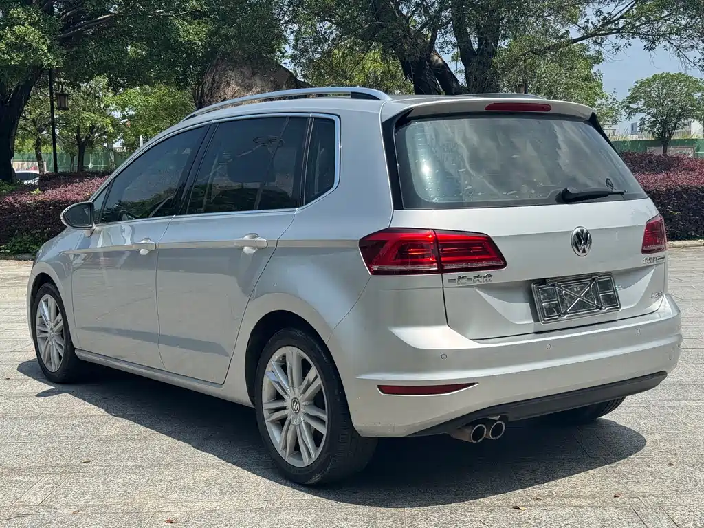 Volkswagen Golf Sportsvan 2016 — фото 10