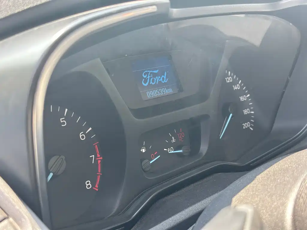 Ford Tourneo 2016 — фото 13