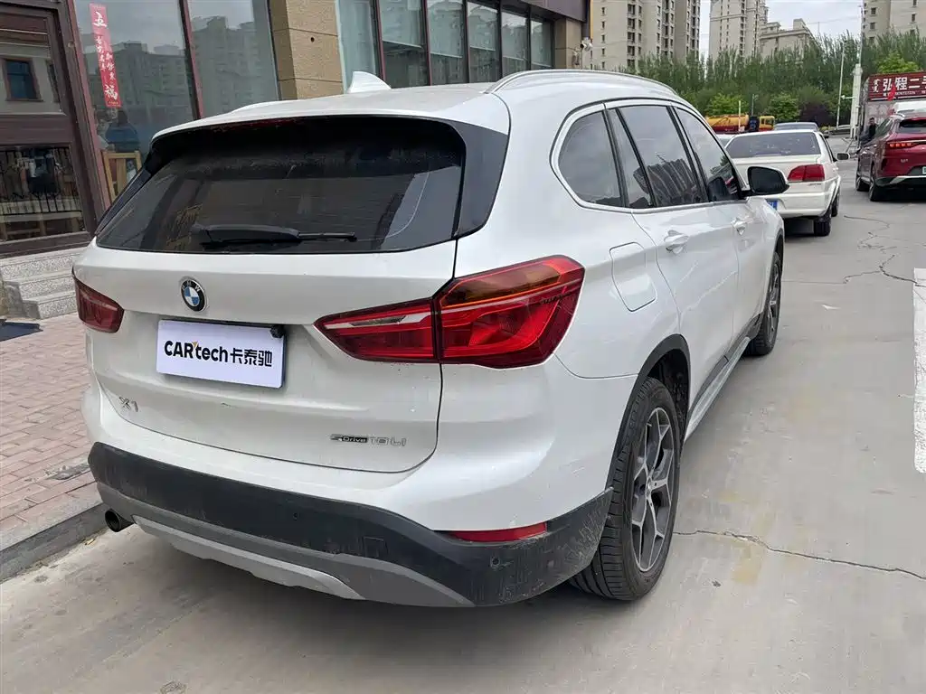 BMW X1 2018 — фото 11