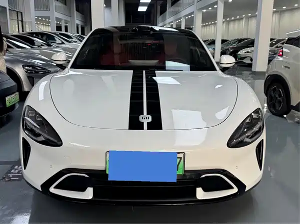 Xiaomi SU7 2024