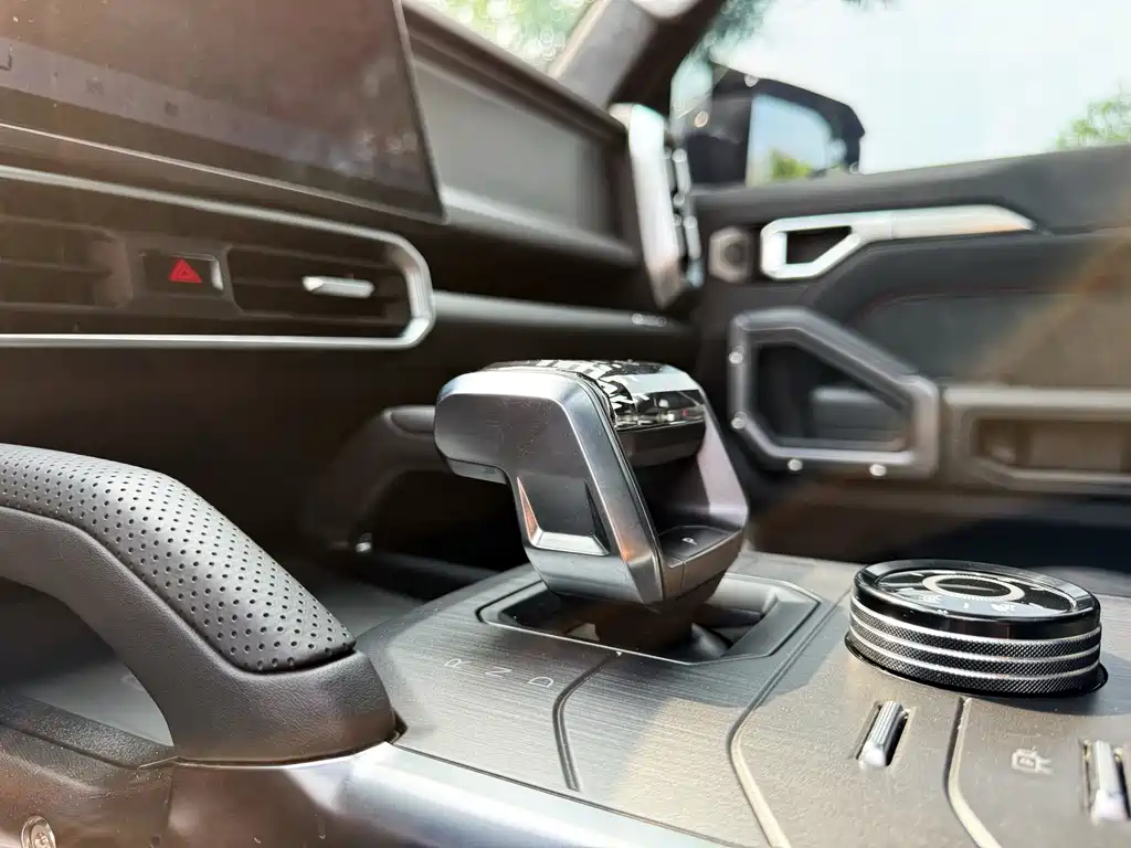 Jetour Traveller C-DM 2025 — фото 13