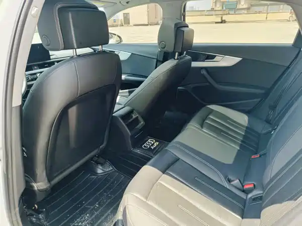 Audi A4L 2022