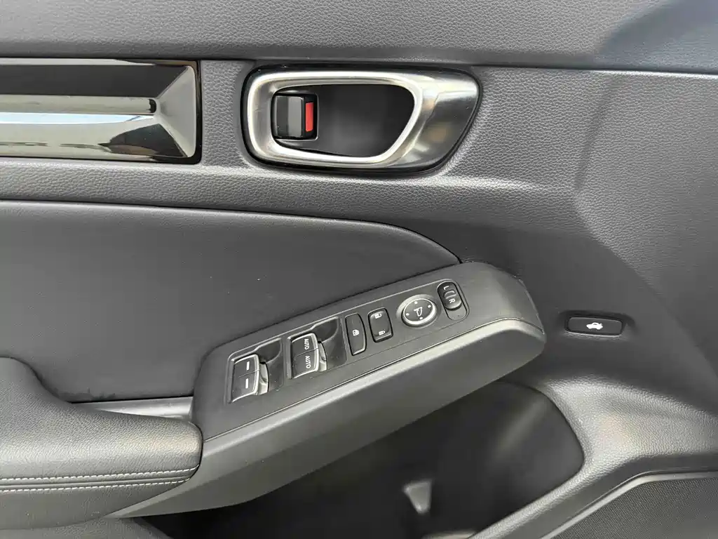 Honda Civic 2021 — фото 10