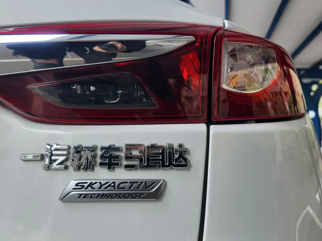 Mazda CX-4 2017 — фото 28
