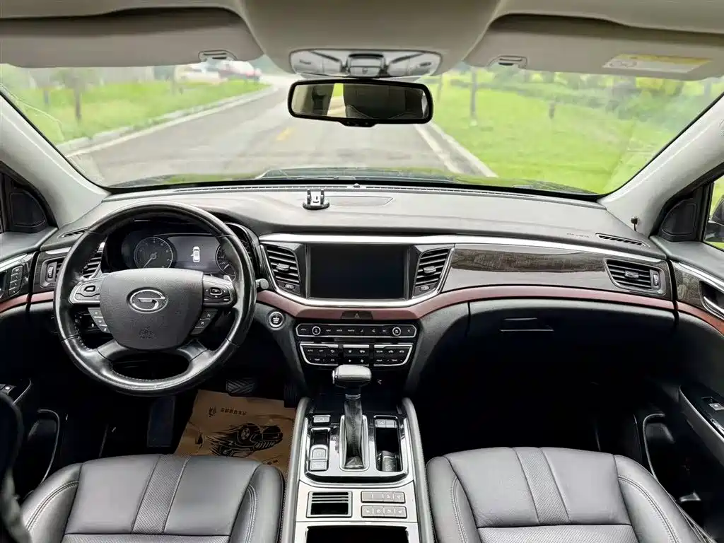 GAC Motor Trumpchi GS8 2018
