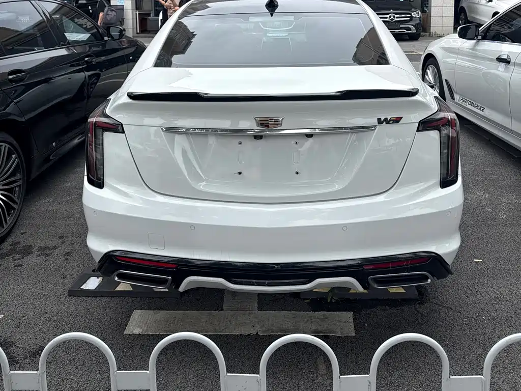 Cadillac CT5 2020 — фото 6