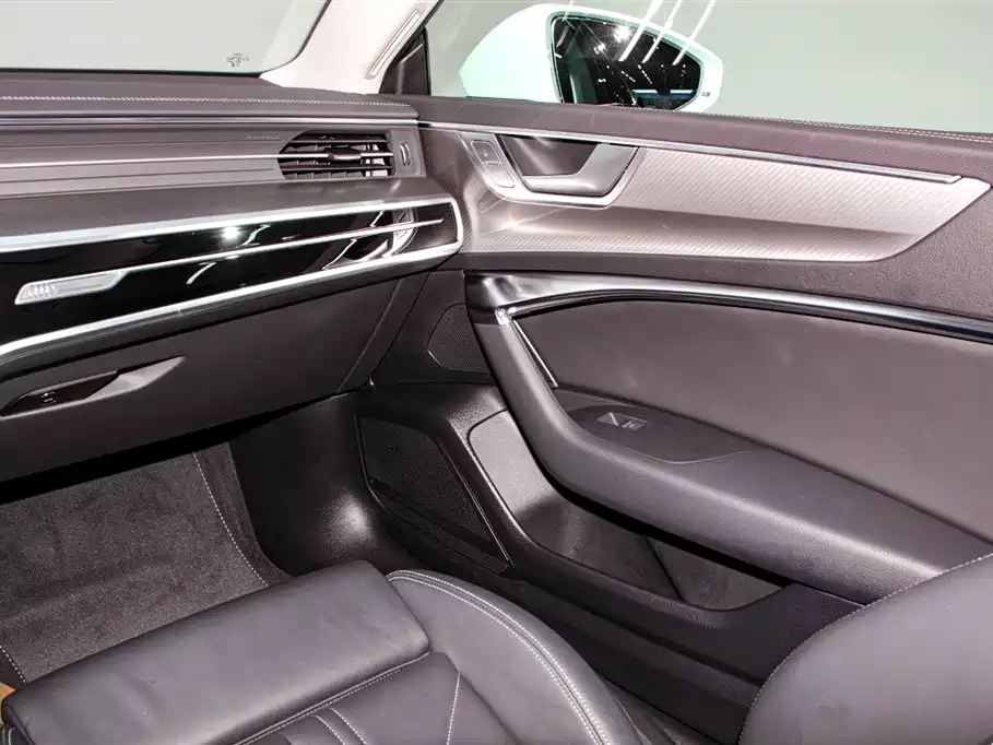 Audi A7 2025 — фото 15