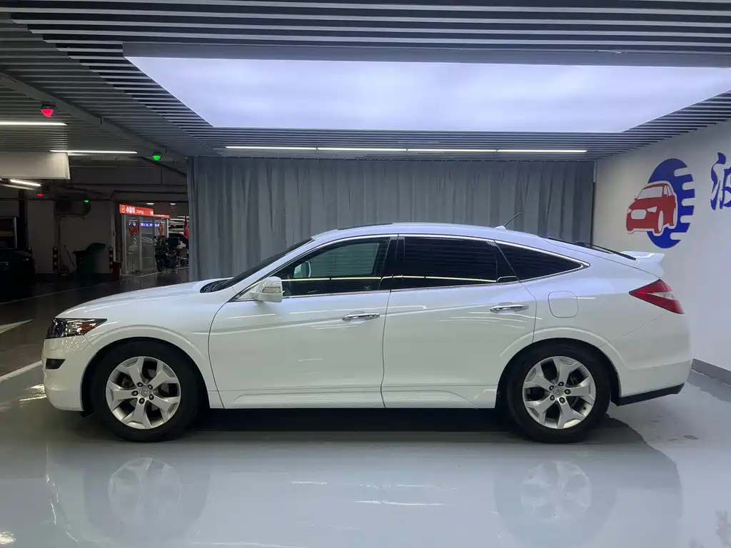 Honda Crosstour 2013 — фото 4