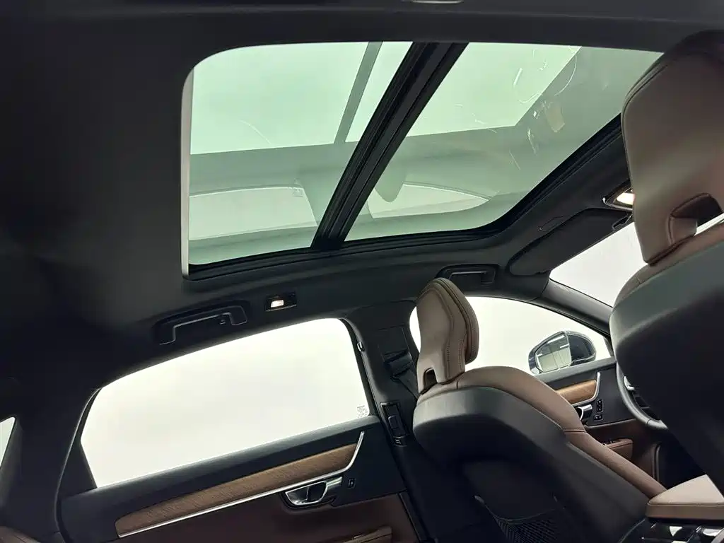 Volvo S90 PHEV 2024 — фото 22