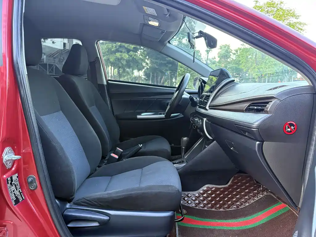 Toyota Yaris L 2016
