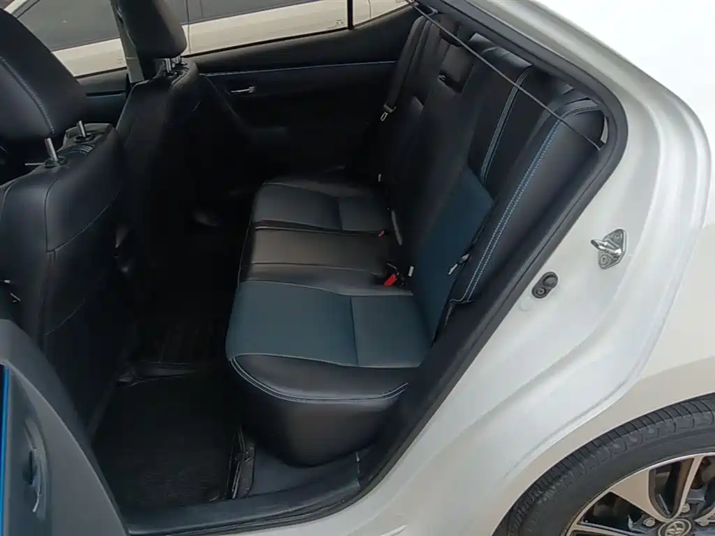 Toyota Levin 2019 — фото 17