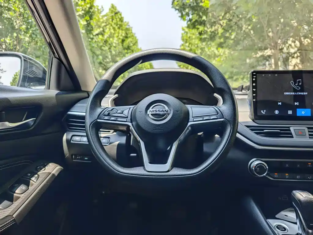 Nissan Teana 2022 — фото 10