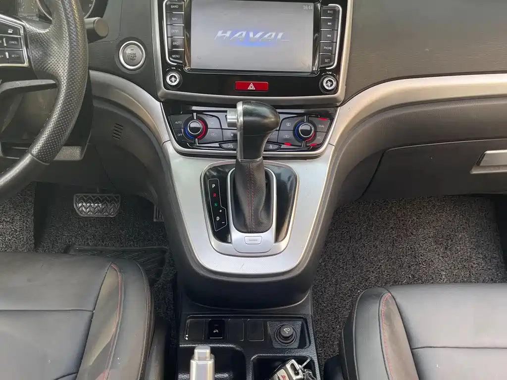 Haval M6 2017 — фото 10