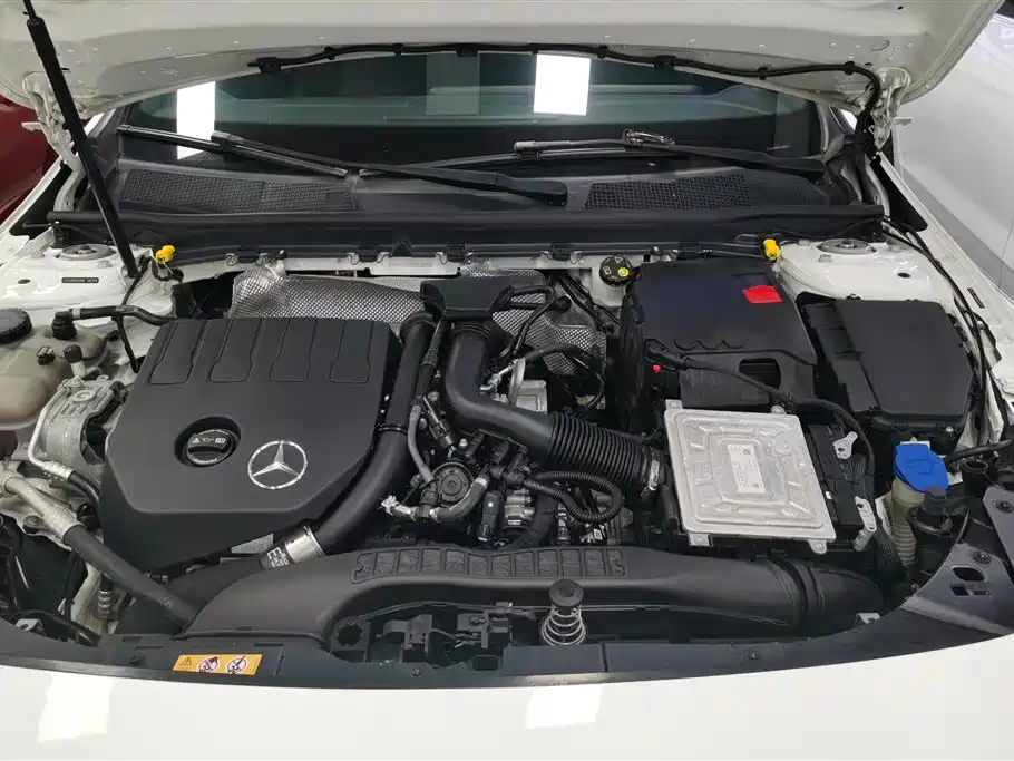 Mercedes-Benz A-Class 2021 — фото 10