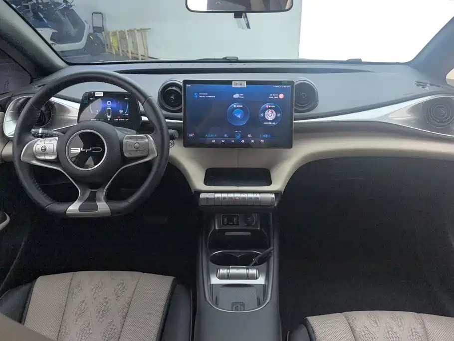 BYD Dolphin 2023 — фото 12