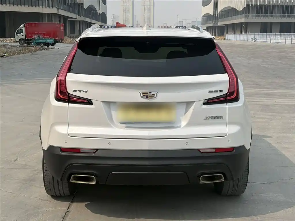 Cadillac XT4 2019 — фото 19