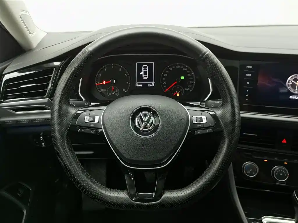 Volkswagen Sagitar 2021 — фото 11