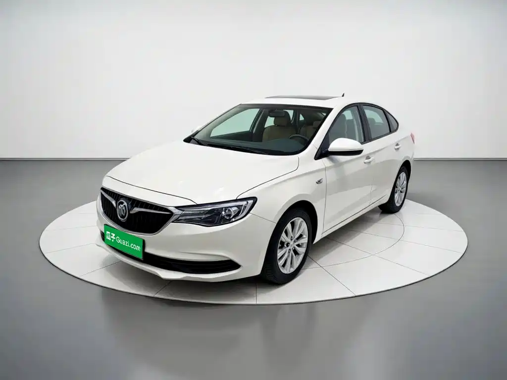 Buick Excelle 2022 — фото 1