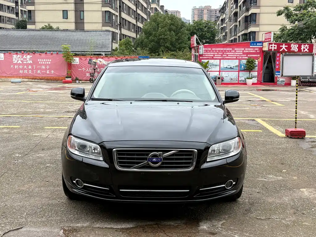 Volvo S80L 2013 — фото 2