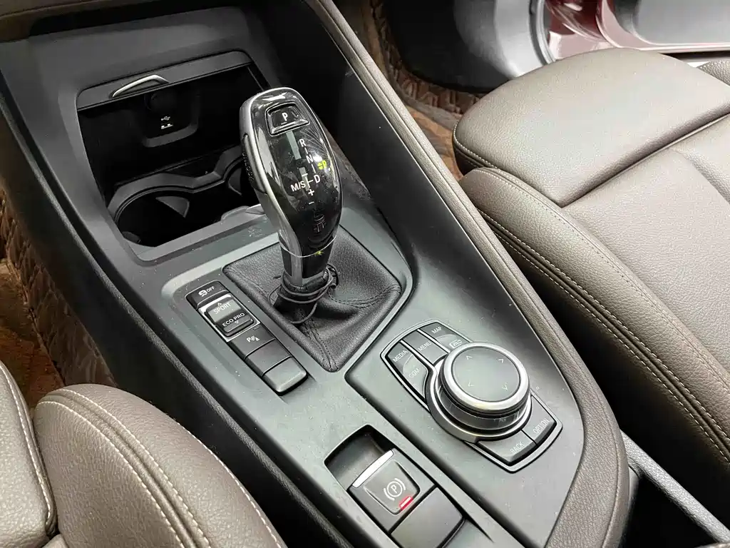 BMW X1 2021 — фото 13