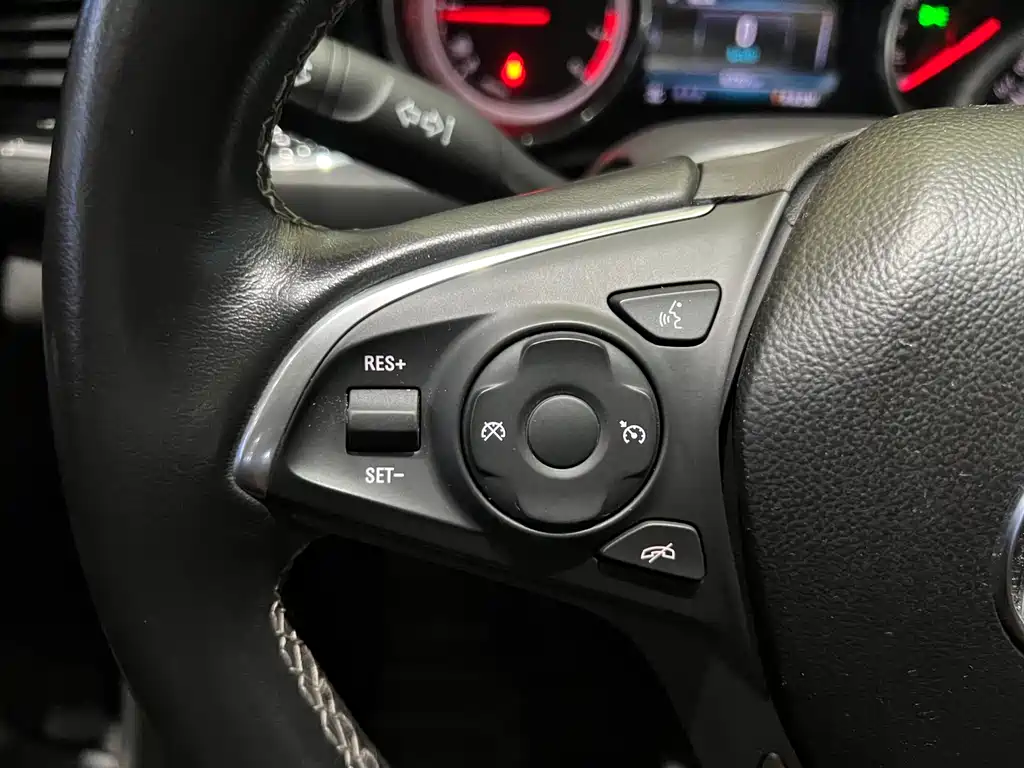 Buick Regal 2019 — фото 14