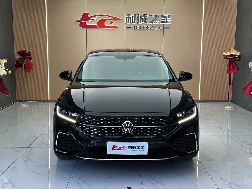 Volkswagen Passat 2025