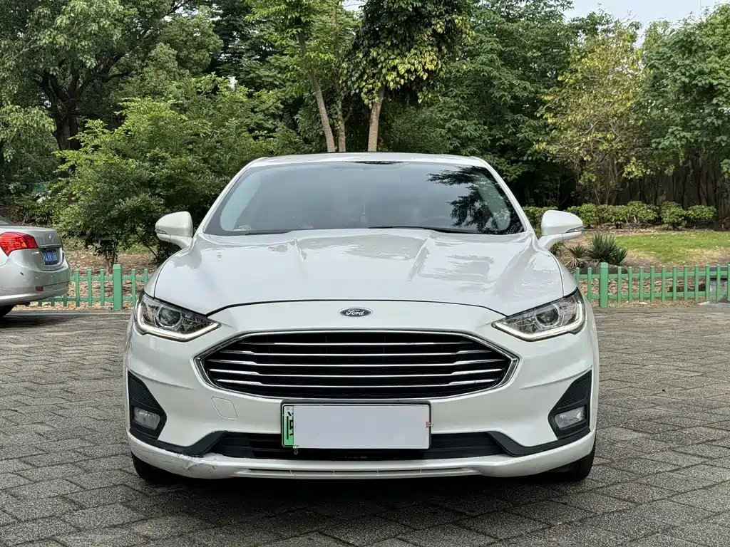 Ford Mondeo New Energy 2020 — фото 2