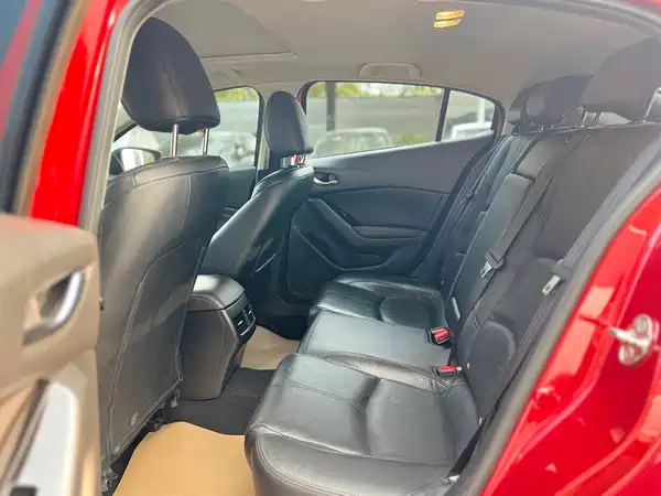 Mazda 3 Axela 2017