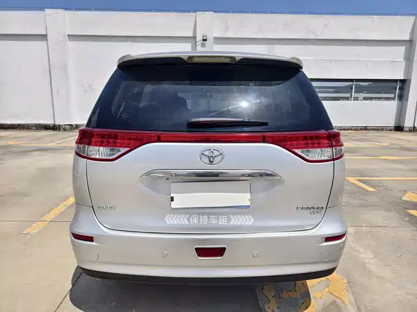 Toyota Previa 2010